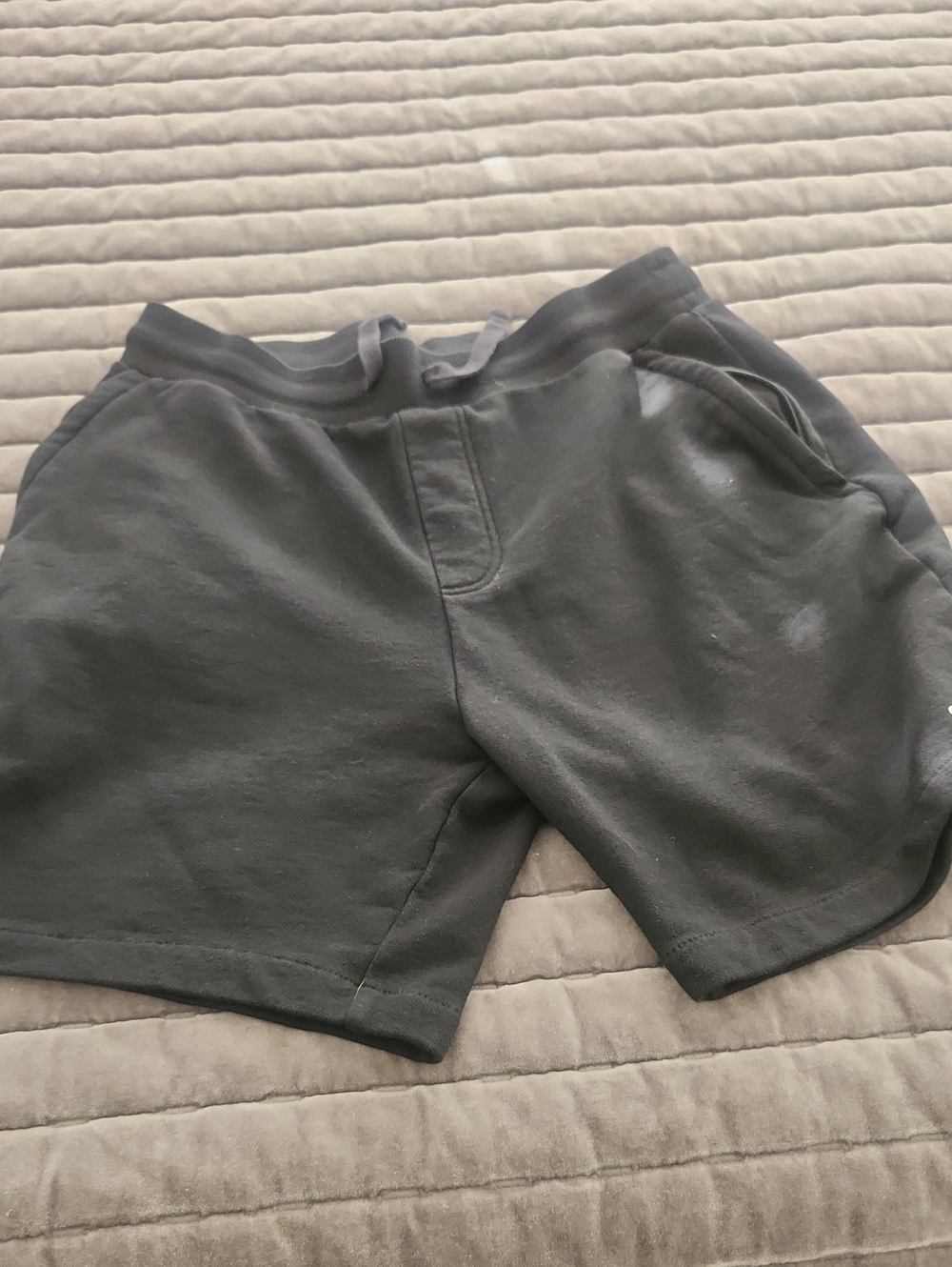 ALO Yoga Men's Charcoal Athletic Drawstring Shorts